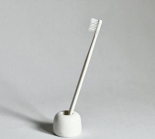 瓷器牙刷架